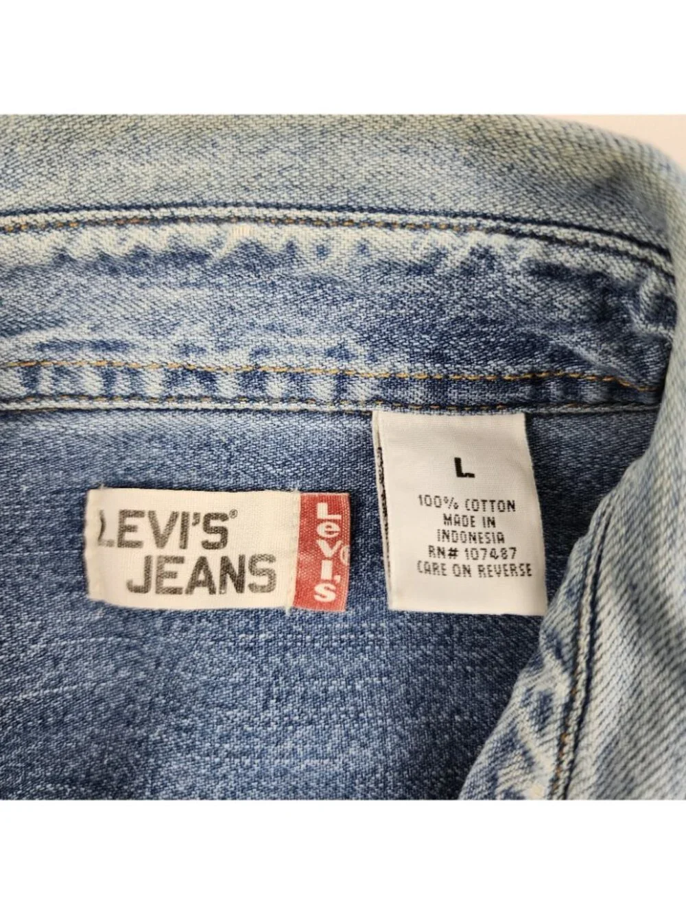Vintage LEVIS Denim Mens Large Red Tab Label L/S Button Up